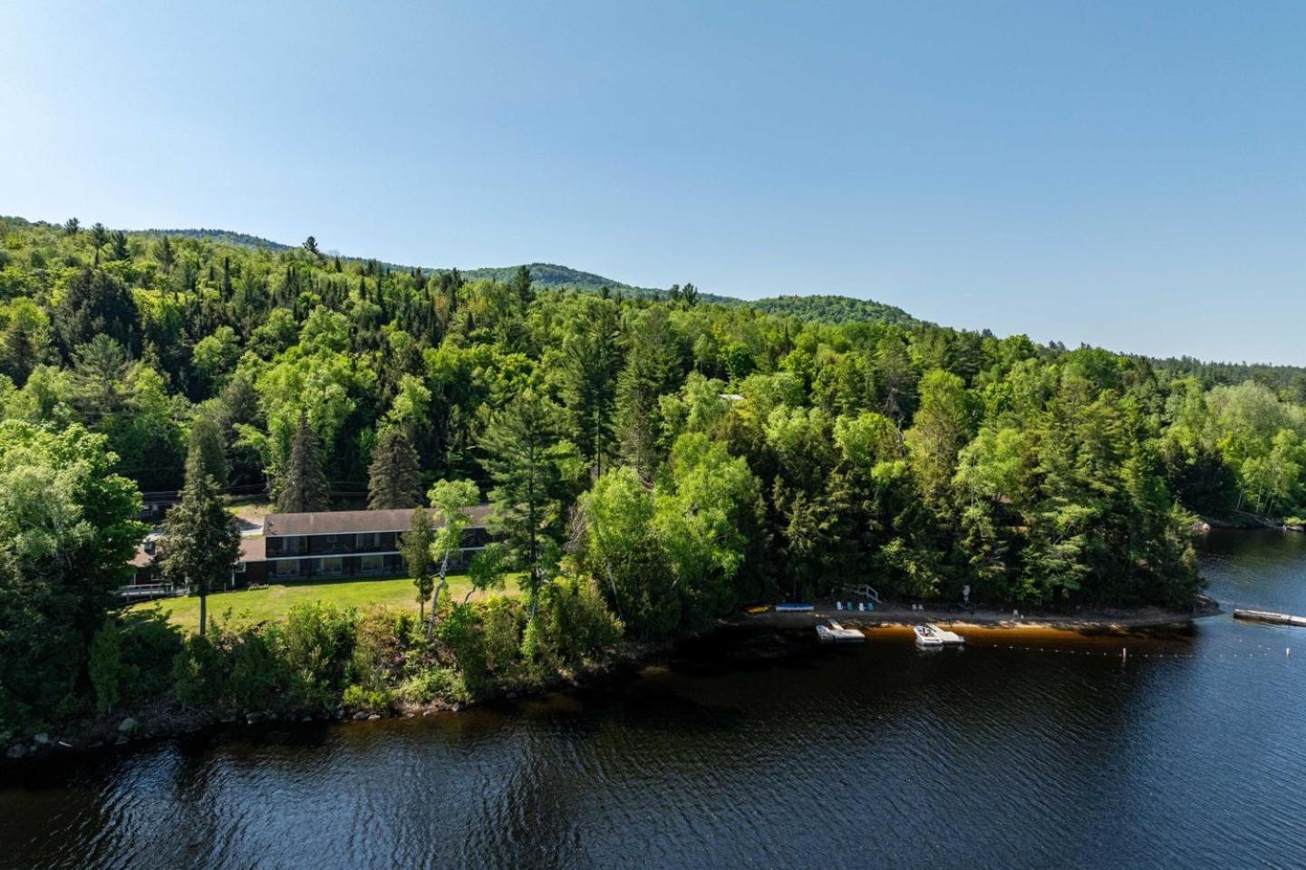 Sandy Point Motel Long Lake Exteriör bild